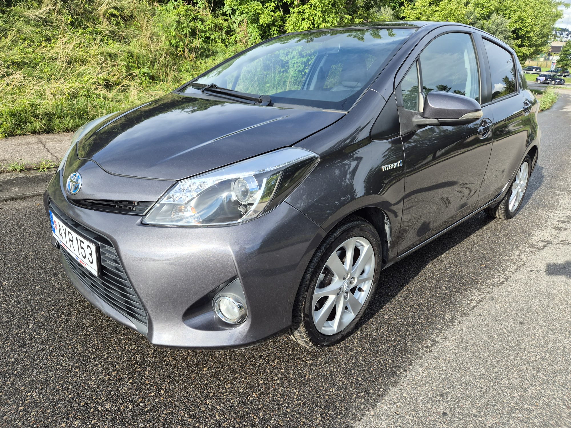 2014 Toyota Yaris Hybrid